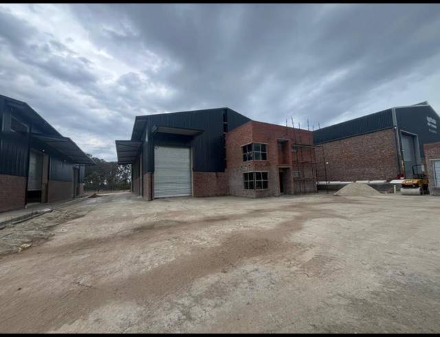 BUSINESS PROPERTY TO RENT IN FAIRVIEW
